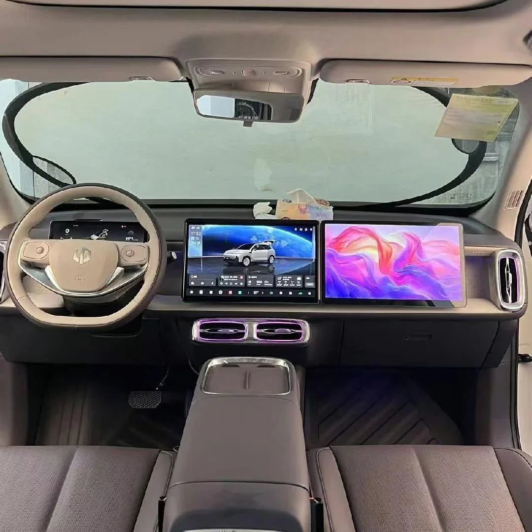 Co-pilot entertainment screen for Leapmotor C10 & Leapmotor B10