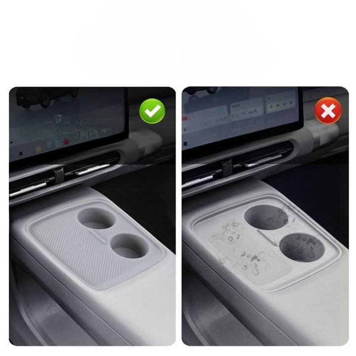 Wireless charging and water cup silicone case for Leapmotor B03X