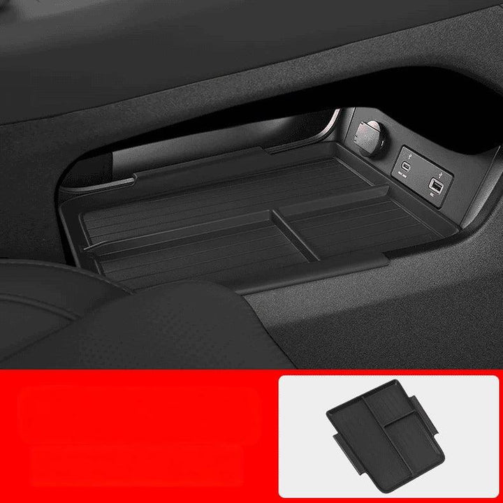 Lower center console storage box for Leapmotor C10