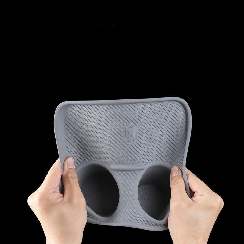 Wireless charging and water cup silicone case for Leapmotor B03X