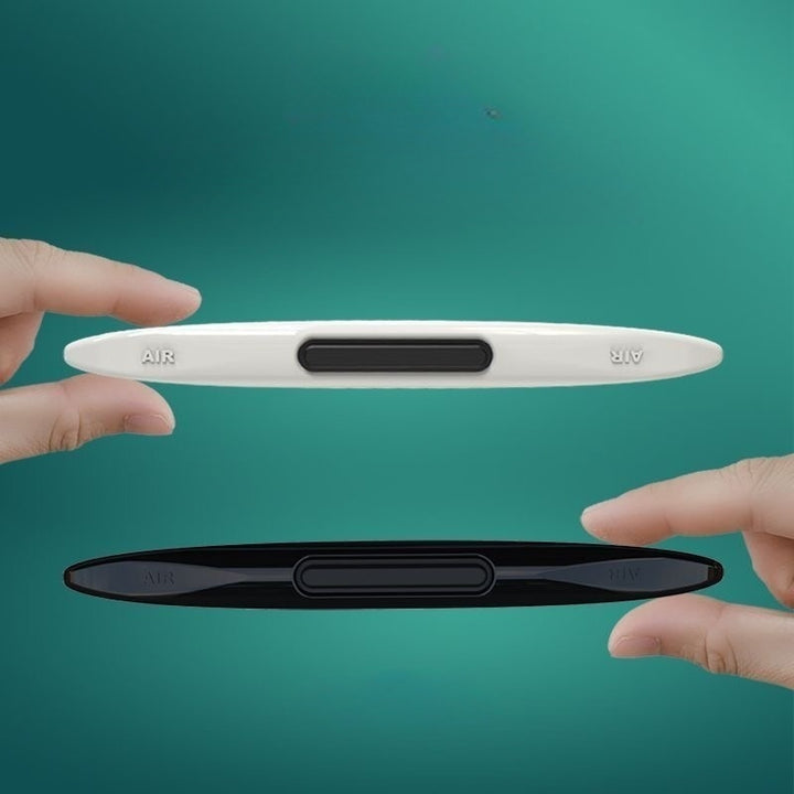 Built-in airbag-compatible silicone bumpers