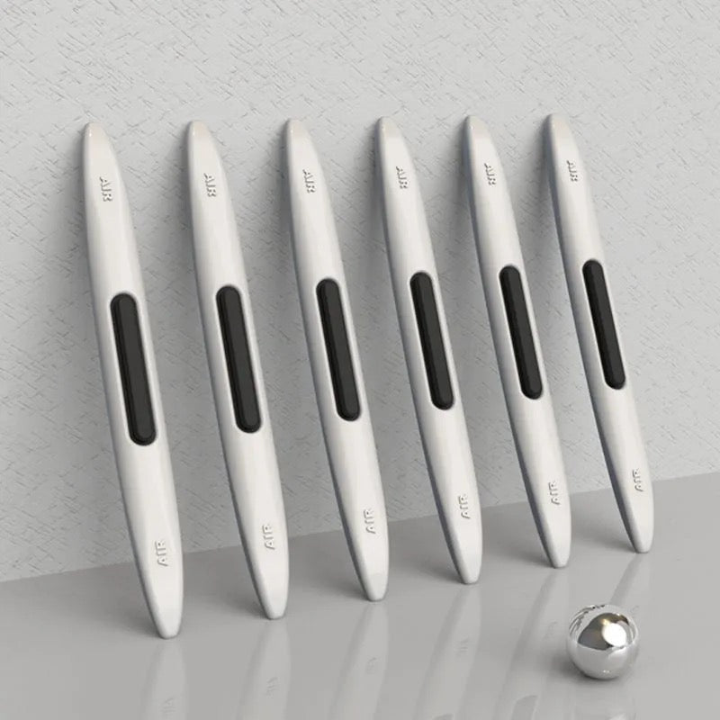 Built-in airbag-compatible silicone bumpers