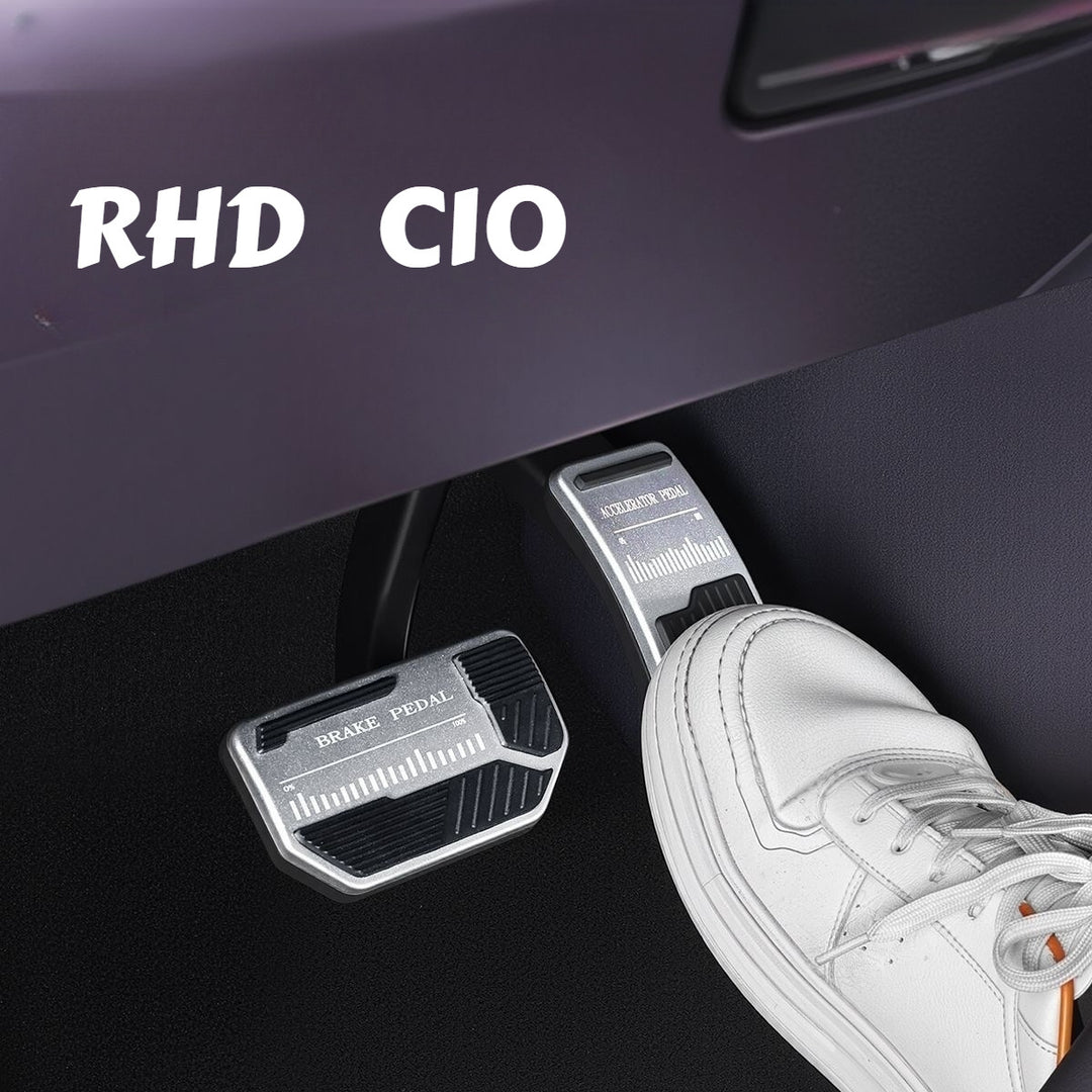 Throttle and brake pedals for Leapmotor C10 - COSYEV