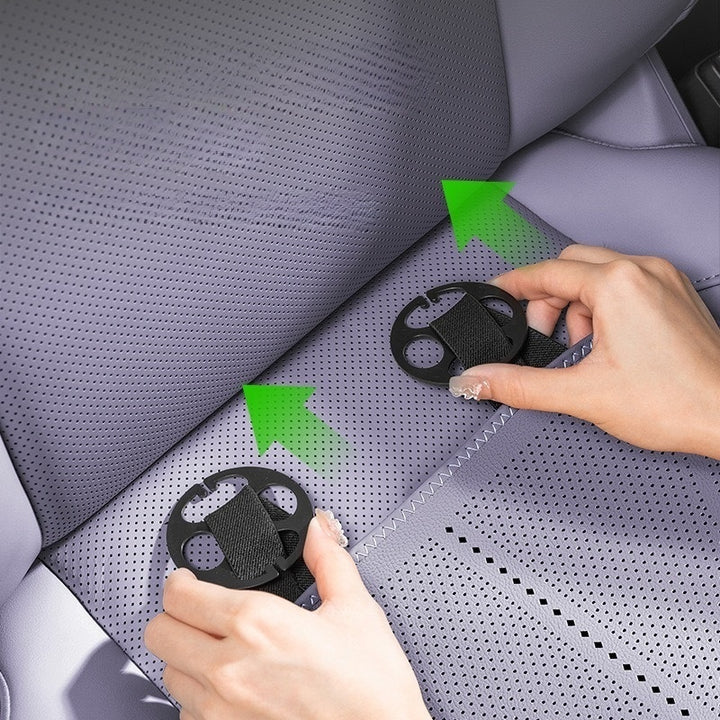 Car seat cushion with built-in leg rest for Leapmotor