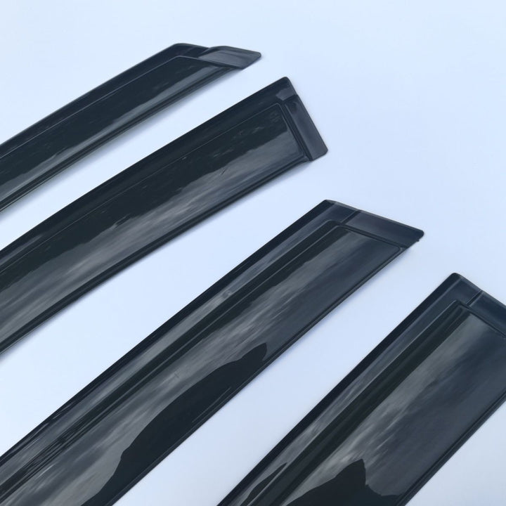 Voller schwarzer Fenster-Windabweiser für Leapmotor T03