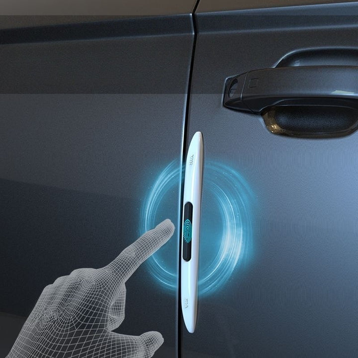 Built-in airbag-compatible silicone bumpers