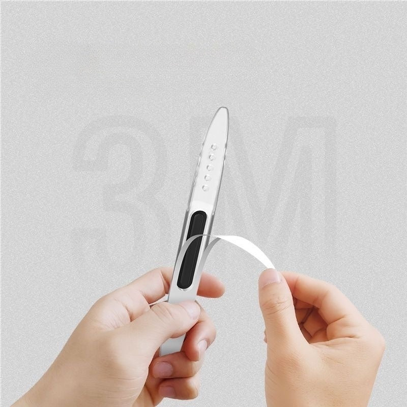 Built-in airbag-compatible silicone bumpers