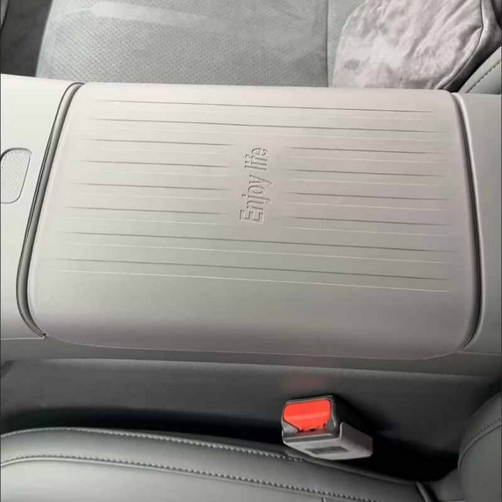 Armrest silicone cover for Leapmotor B05
