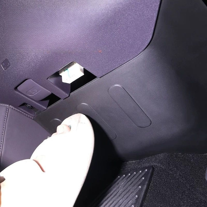 Plaque de protection de câblage ABS sous le volant pour Leapmotor B10