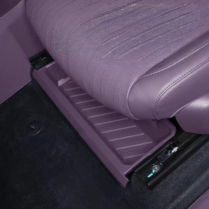 Front underseat storage box for Leapmotor C10